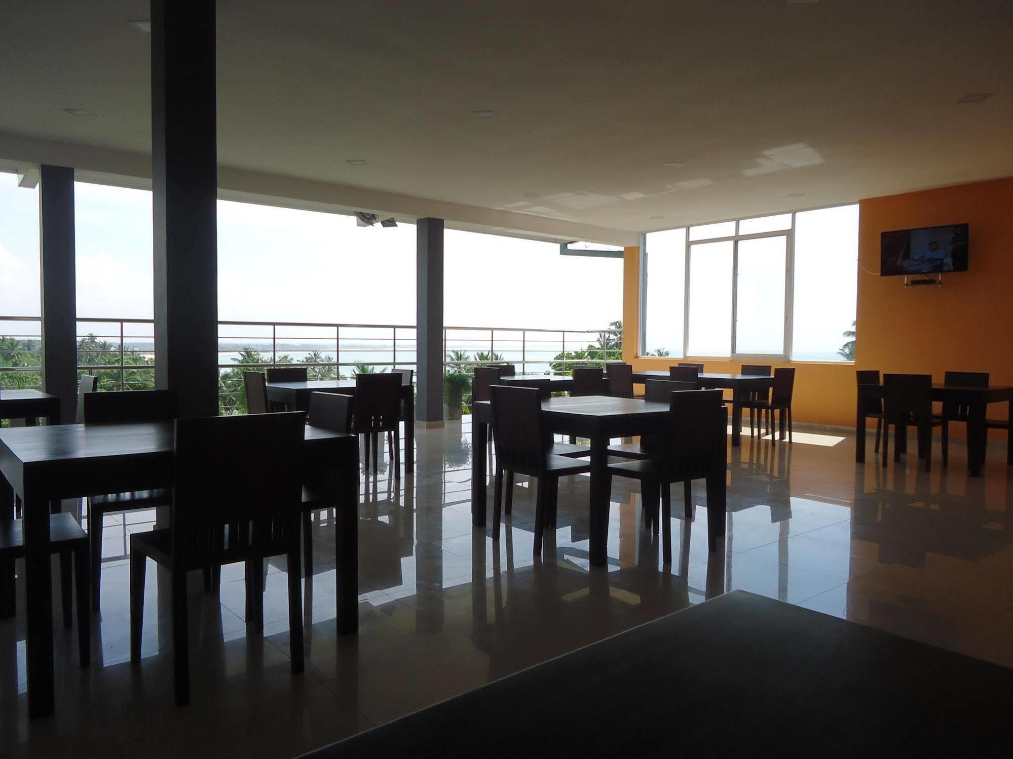Mars Hotel Tangalle Dış mekan fotoğraf